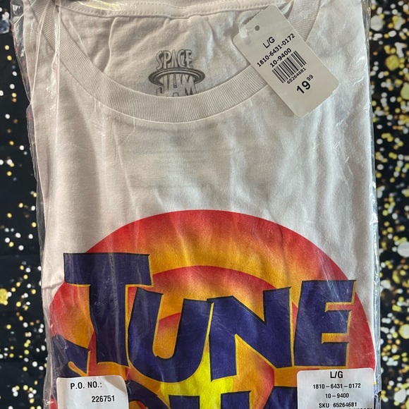 Tune squad t shirt - Picture 3 of 3